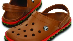 普通のクロックスじゃ時代遅れだ！ハンバーガー風のサンダルまで登場！